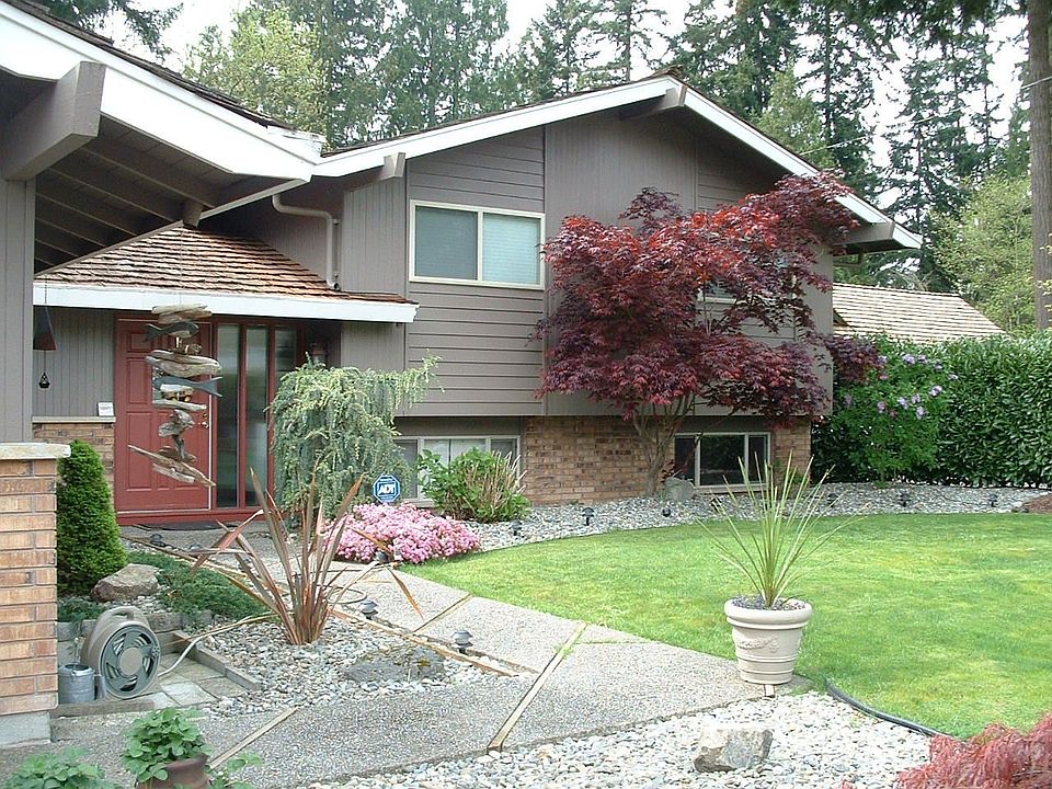 1st image of 11120 46th Ave NE