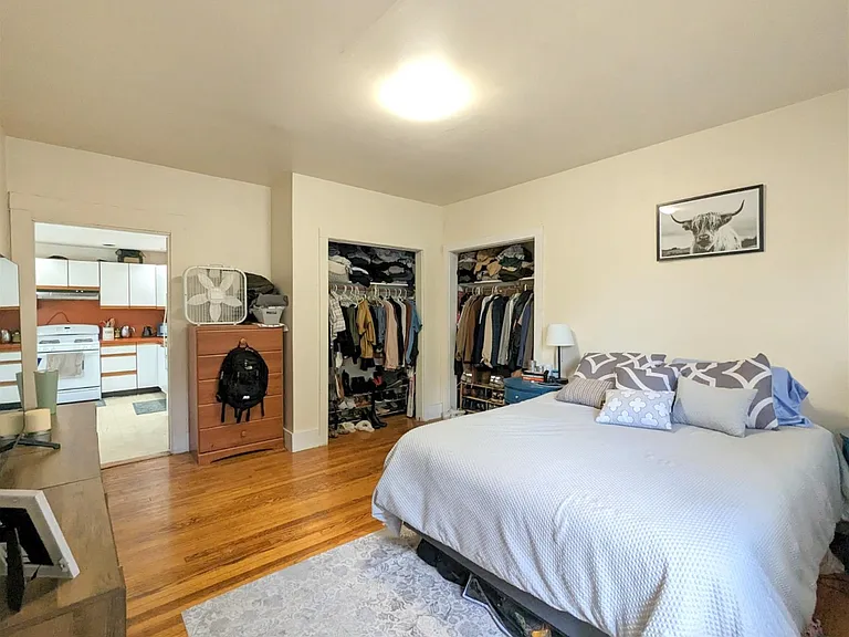 19 Howe St — Photo 5