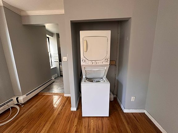 3rd image of 211 W 146th St #2X