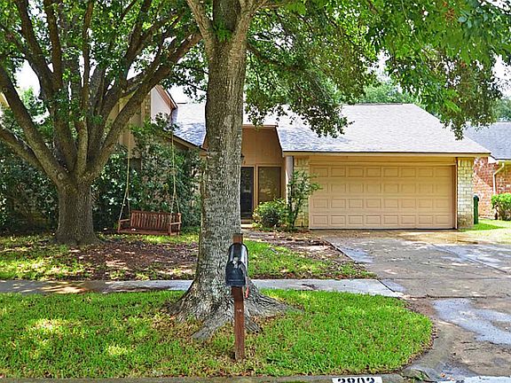 2nd image of 2802 Mesquite Dr