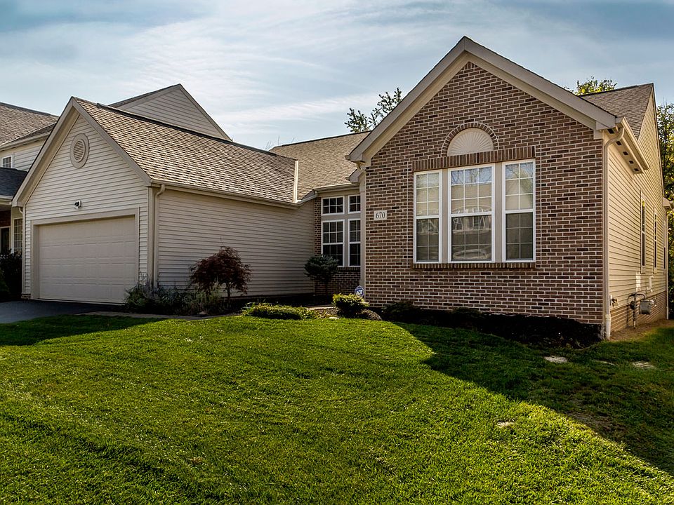 1st image of 670 Rose Way
