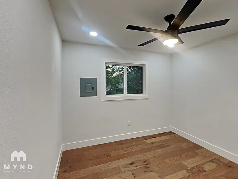 1603 Rutland Dr #B — Photo 9