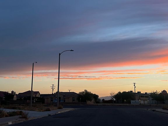 4th image of 9462 Village Center Dr
