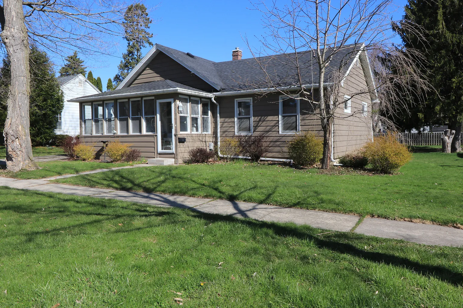 1125 Wheeler St photo 1