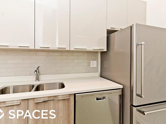 2nd image of 932 W Dakin St #303SRE