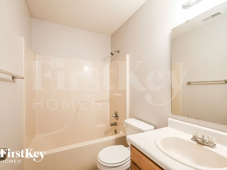 11744 E 10th St — Photo 13