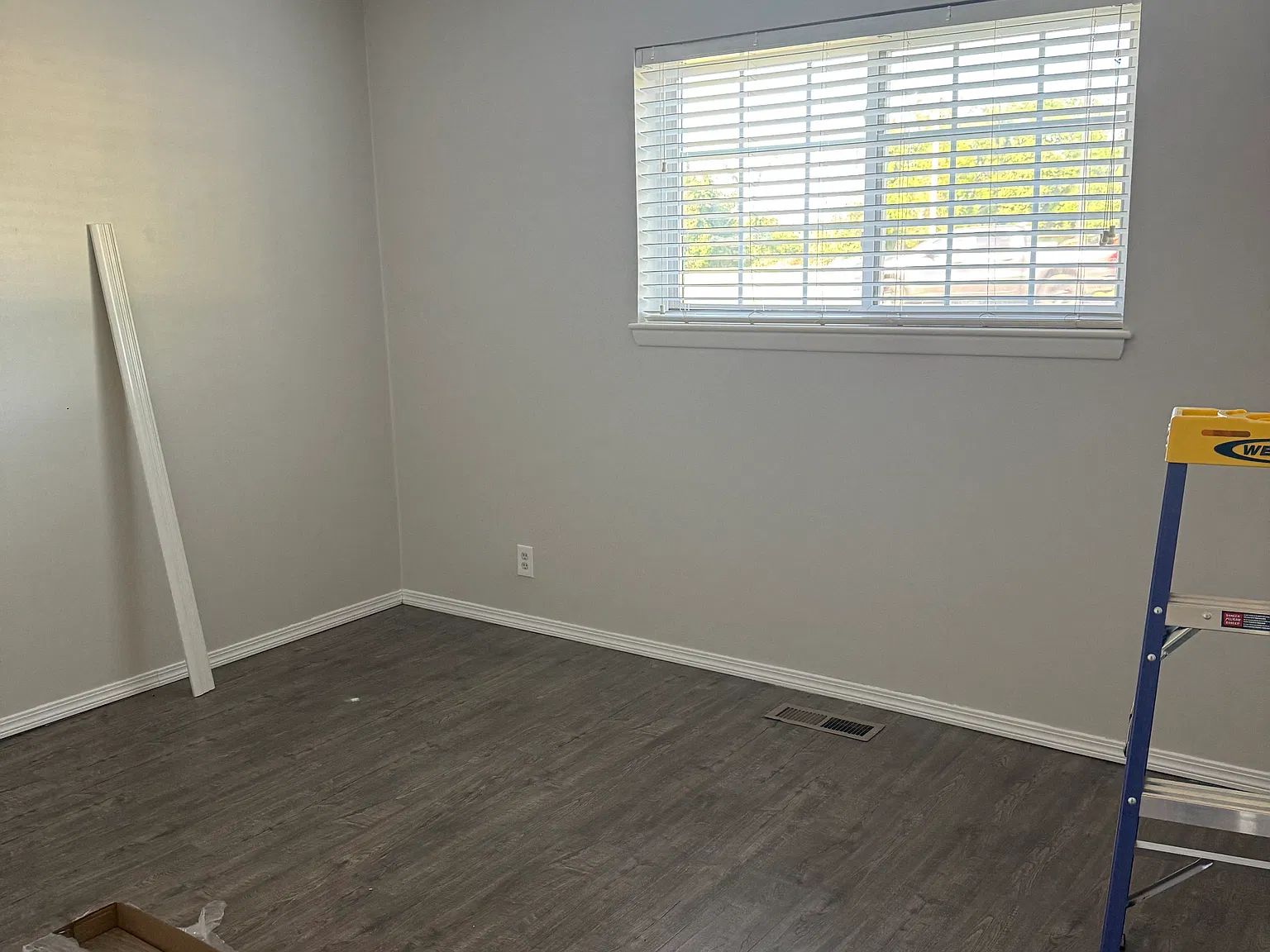 3701 S Riverside Dr W — Photo 4