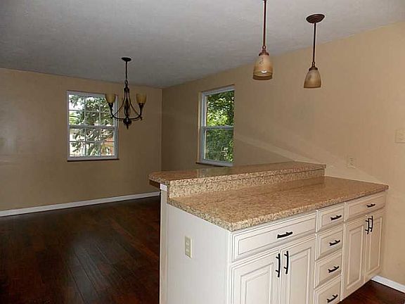 4th image of 1298 Bingay Dr