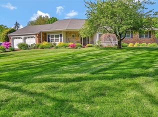 31 Carrol Ct, Greenlawn, NY 11740