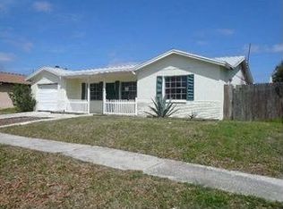 8631 Woodcrest Dr, Port Richey, FL 34668