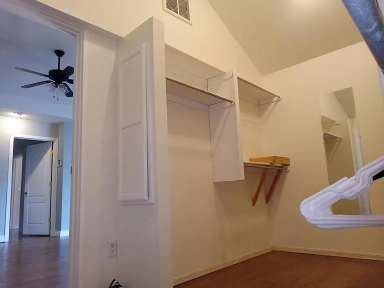 12705 Burlingame Ave — Photo 16