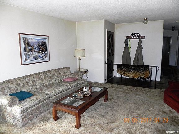 4th image of 2268 Washington Ave