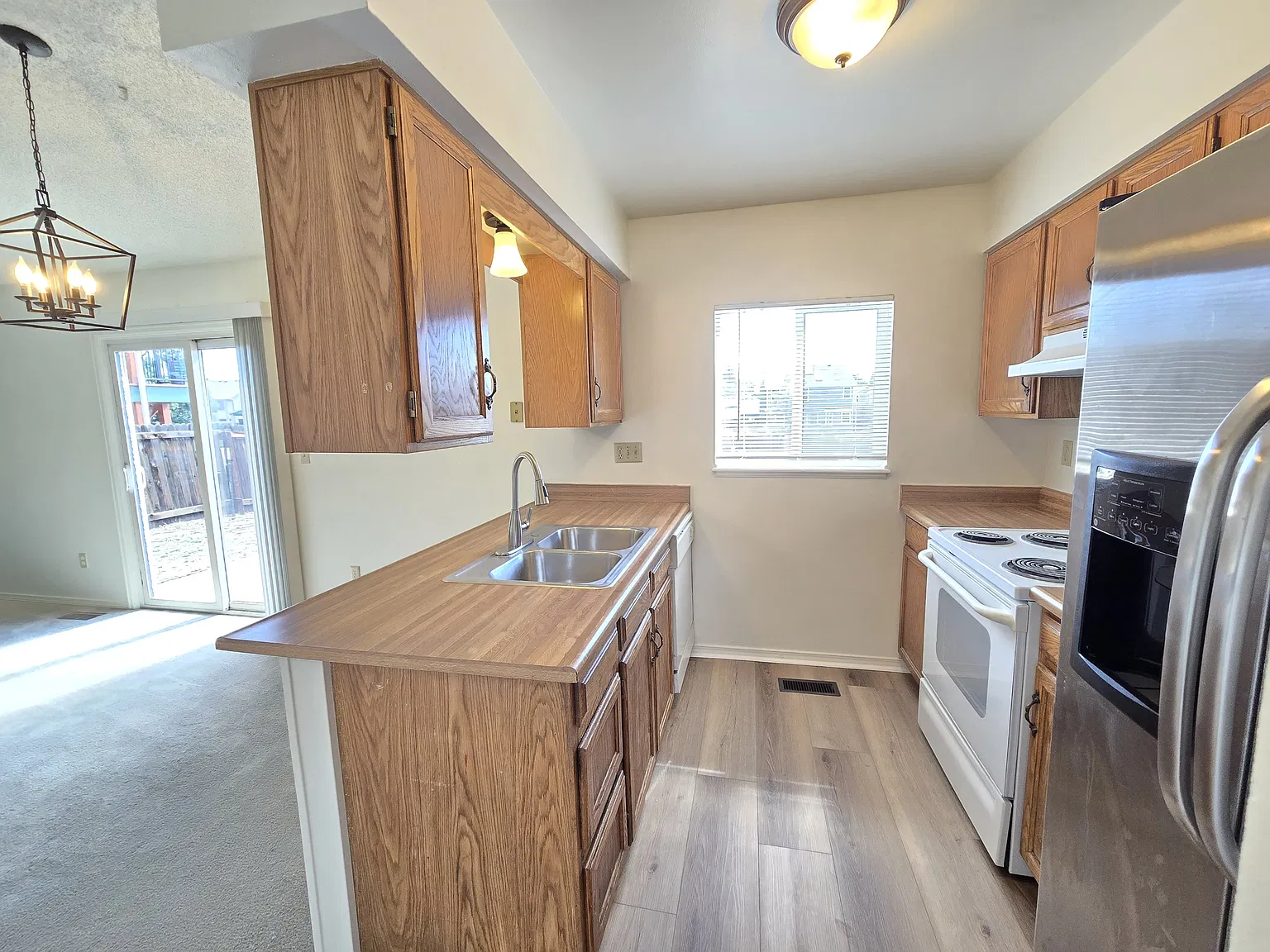 Beltana Drive 3995 - 1 — Photo 4