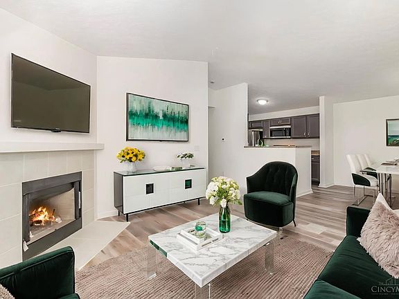 3rd image of 210 Carrington Pl #311
