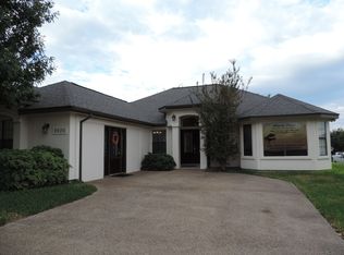 8920 Rolling Hills Dr, Laredo, TX 78045