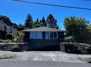 6114 SE Stark St, Portland, OR