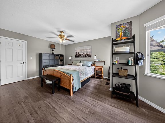 5th image of 13900 Hyland Rd #512