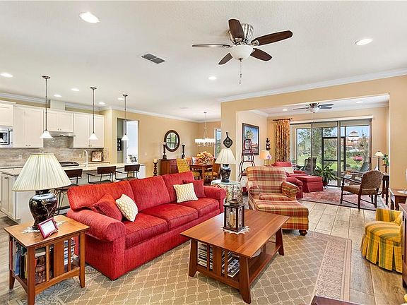 4th image of 108 Valencia Ln