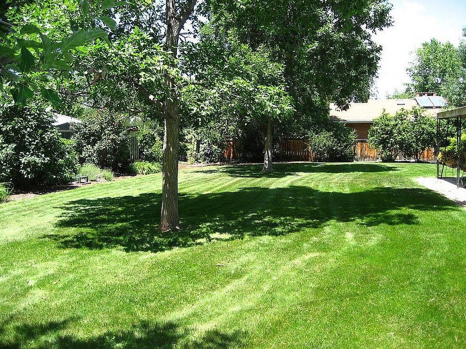 Private, park-like back yard