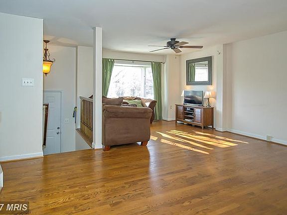 3rd image of 111 Edinburgh Way