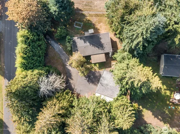 13902 51st Avenue E, Tacoma, WA 98446