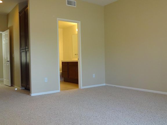 5th image of 1419 Essex St Unit 1