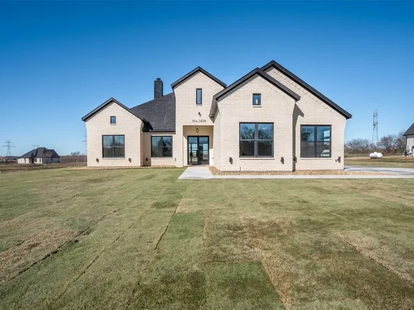 1424 Saguaro Trl, Joshua, TX 76058