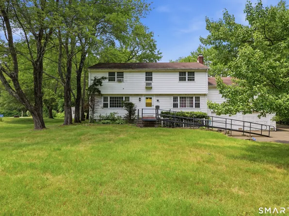 39 Maple Avenue, Bloomfield, CT 06002