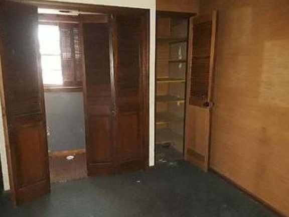 3rd image of 1214 Greeley Ave