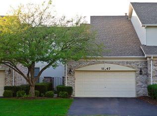 1147 Tennyson Ln, Naperville, IL 60540