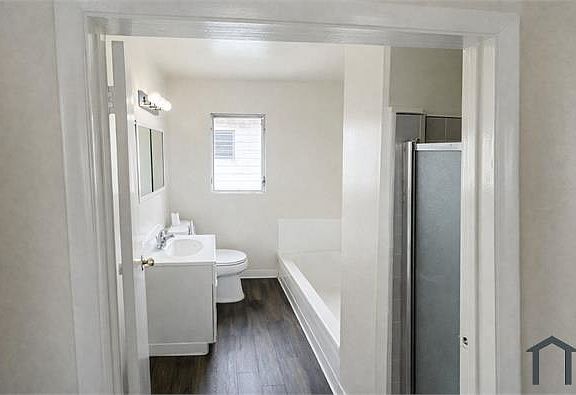 4th image of 4547 August St APT 5