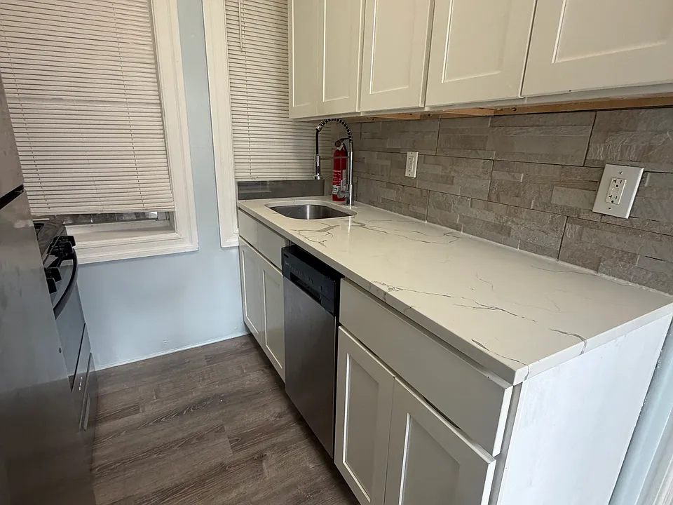 5111 Palisade Ave #2