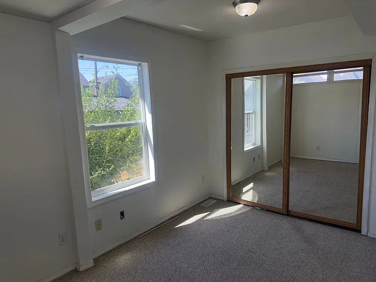 3938 NE 6th Ave #A — Photo 12