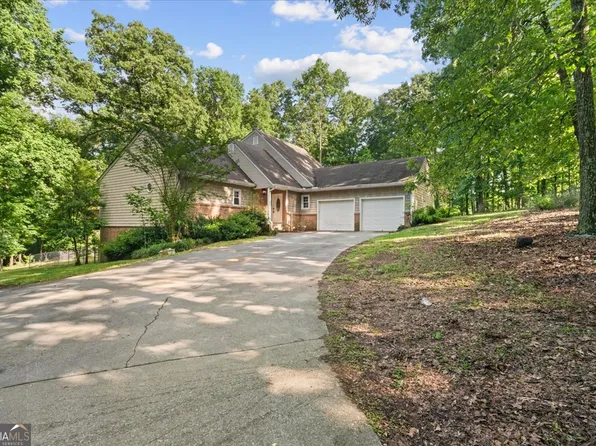 4700 Loftwood Dr, Cohutta, GA 30710