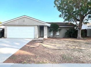1126 Aspen St, Corona, CA 92879
