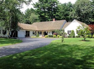 20 Garrison Rd, Queensbury, NY 12804