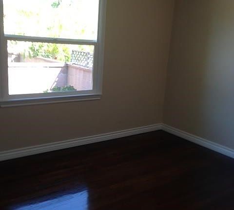 5th image of 14621 Flynn St