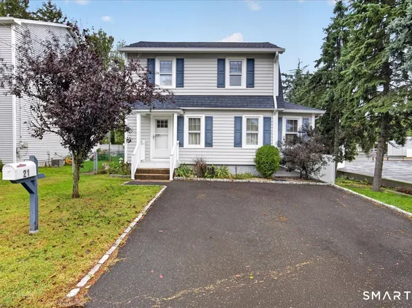 21 Hobson Avenue, Milford, CT 06460