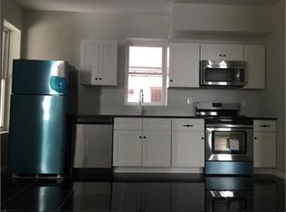 168 3rd St #2, Troy, NY 12180