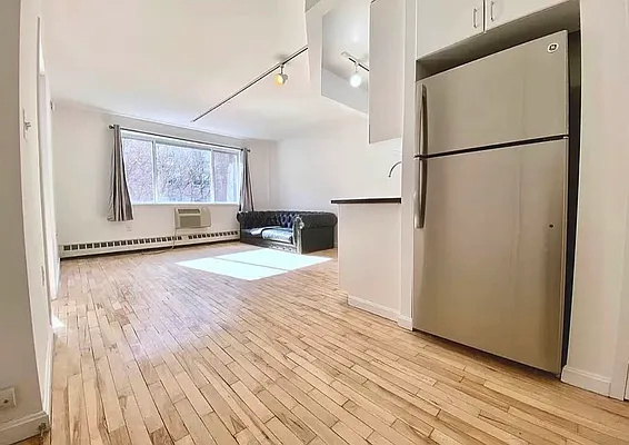 Rented by The Downtown LLC | media 25