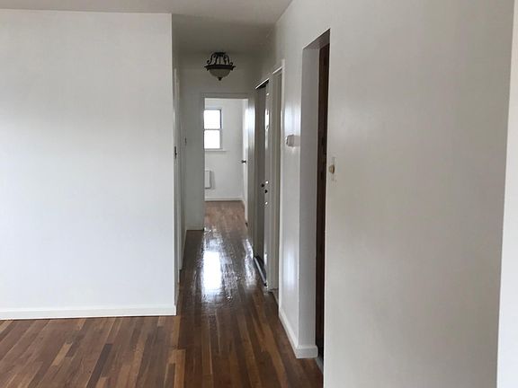 4th image of 2825 203rd St Floor 2