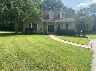 210 Big Barren Trl, Bowling Green, KY 42103