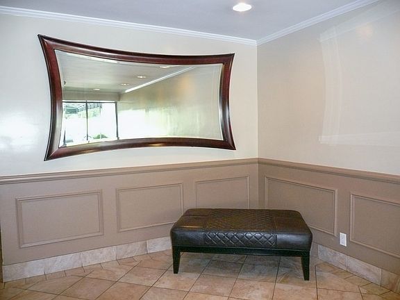 3rd image of 709 Warburton Ave APT 4D