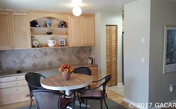 4th image of 2635 SW 35th Pl APT 2001