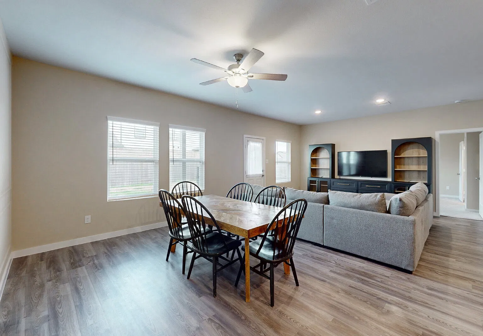 3 bed, 2.0 bath, 1675 sqft, $1,850 — Photo 4