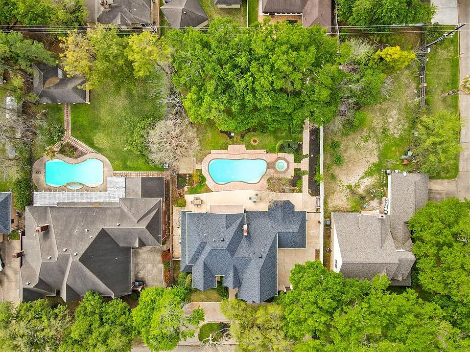 1st image of 1406 Kings Castle Drive