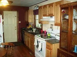 4th image of 2404 Van Buren St