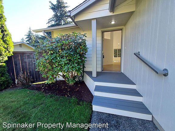 4th image of 3411 71st Avenue Ct W