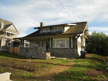 2nd image of 1127 W Clifton Ave