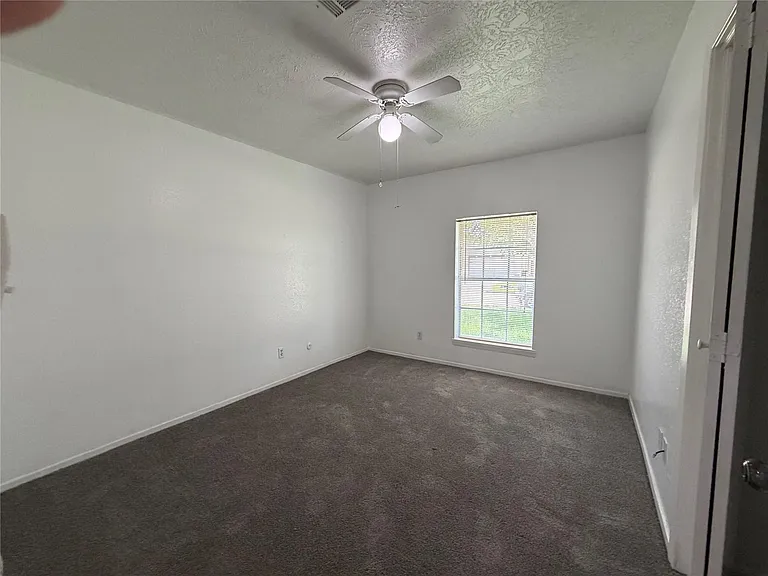 9911 Cardinal St — Photo 22